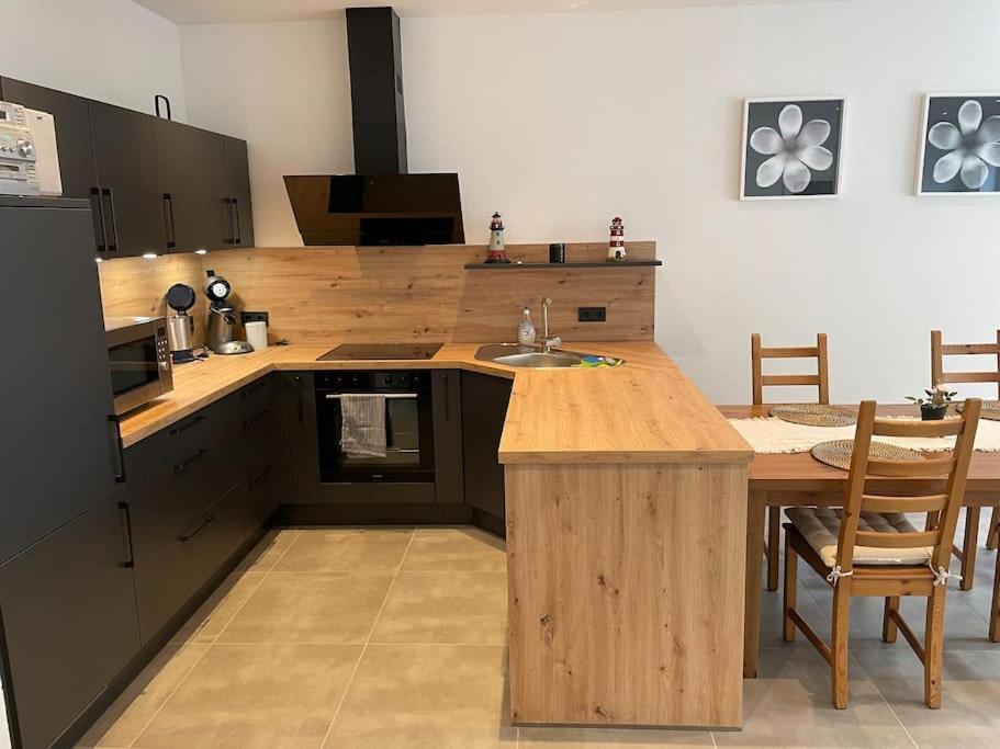 Gemuetliche, Topp Ausgestattete Ferienwohnung Bann Exteriér fotografie